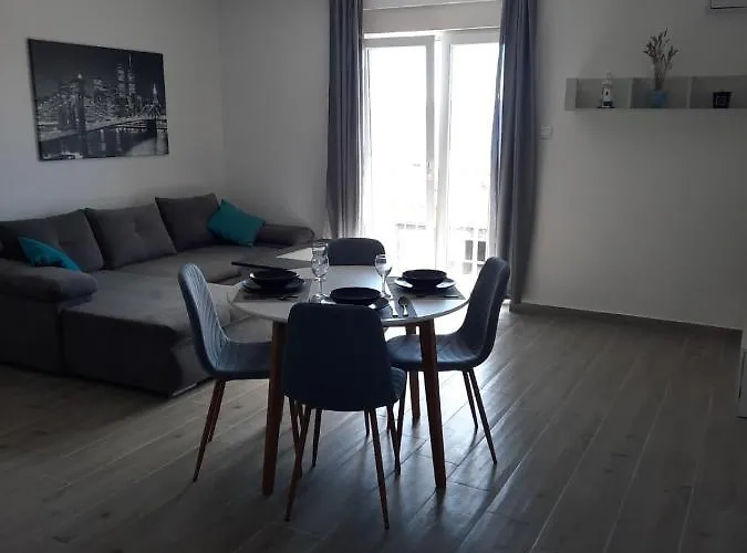 Gabrijel アパート *