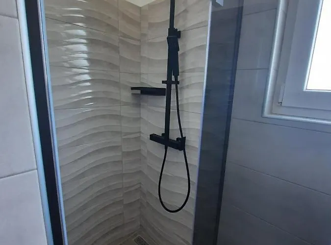 アパート Gabrijel ノヴィ・ヴィノドロスキー